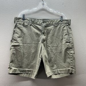 Banana Republic Lived-In‎ Chino Shorts Mens Size 38 Mid Rise Khaki 8” Inseam